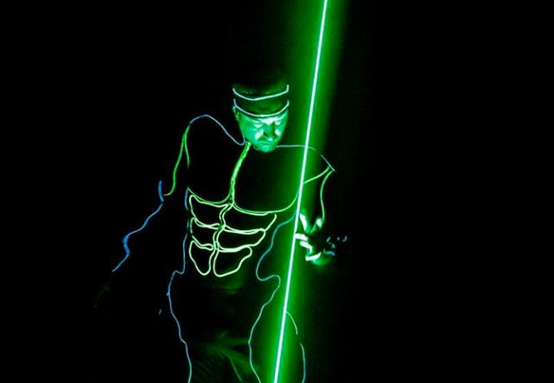 5c06c69313f71-laserman1.jpg